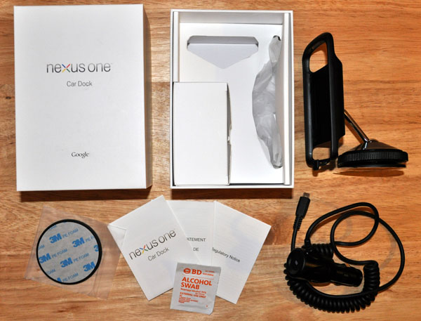 Google-Nexus-One-Car-Dock-Complete