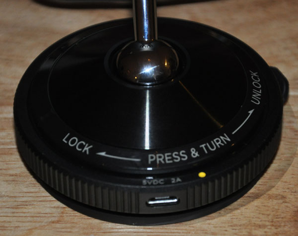 Google-Nexus-One-Car-Dock-PowerConnector